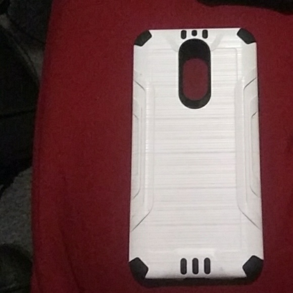 Cell phone with case - Picture 3 of 3